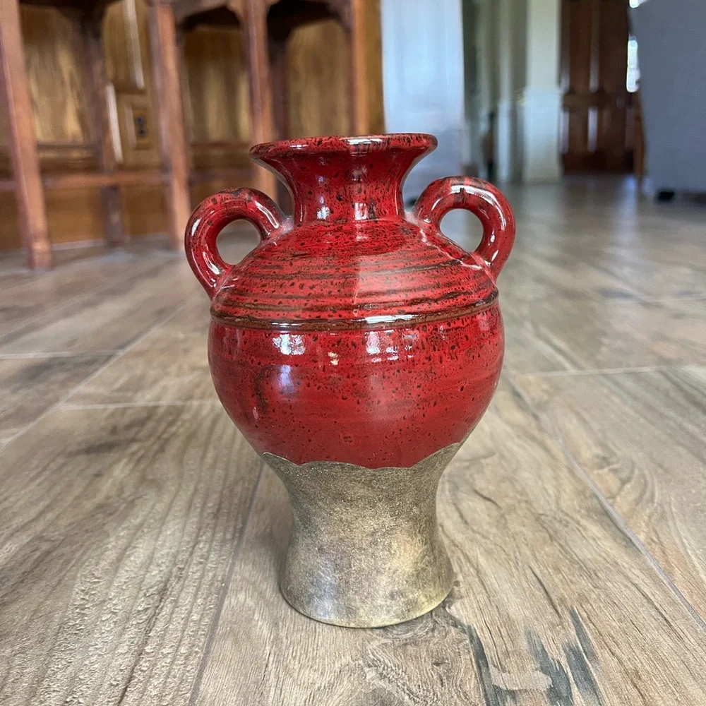 Southern Living at Home Urn Vase